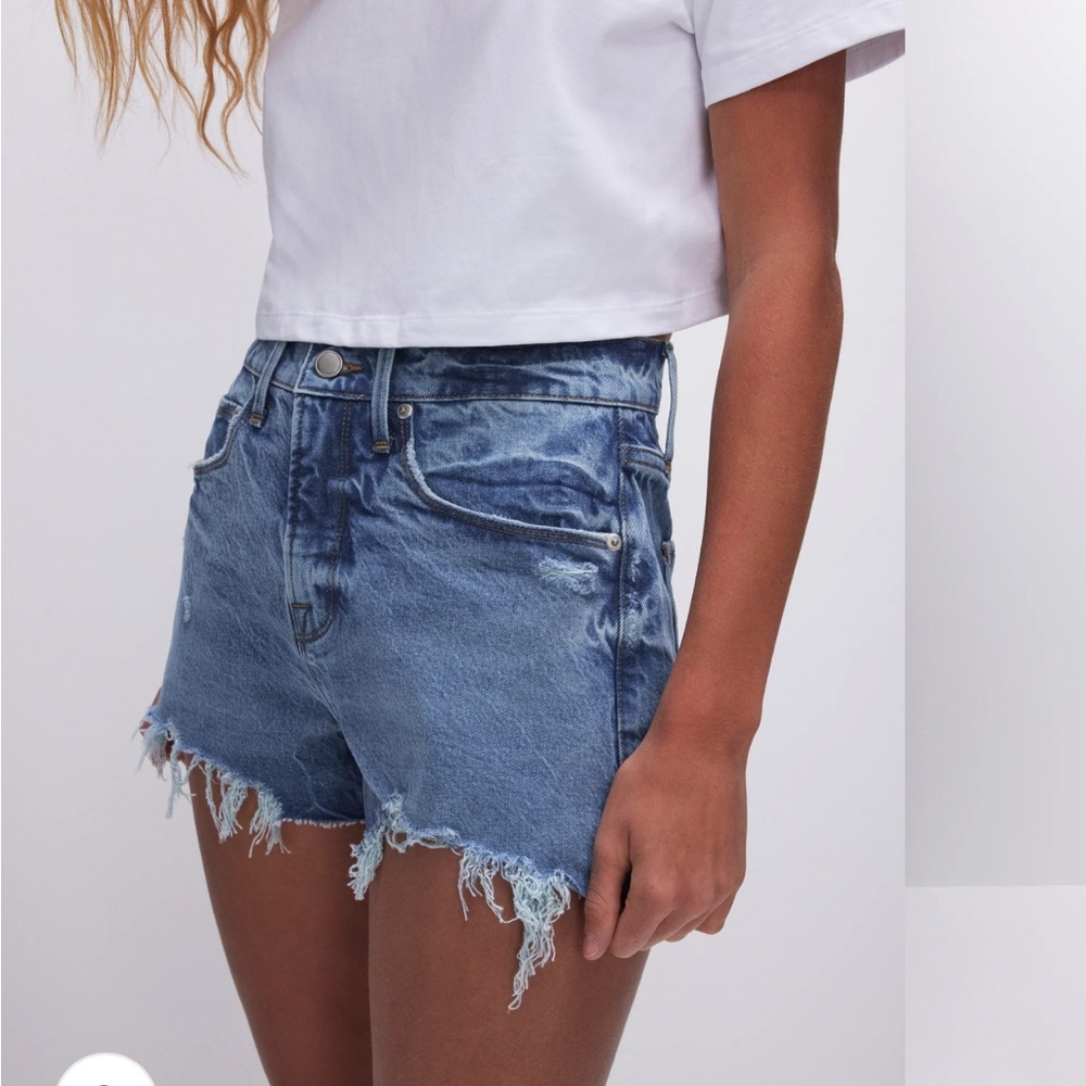 Good American Good 90’s Shorts in Indigo
